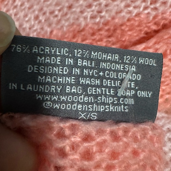 Wooden Ship Camo Distressed V-Neck  Lightweight Flamingo Sz XS - Picture 2 of 10